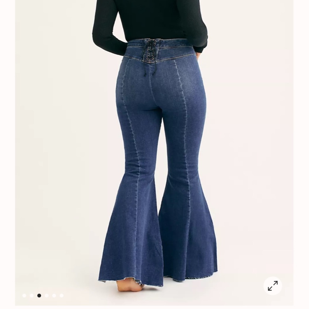 FREE PEOPLE FLARE JEANS